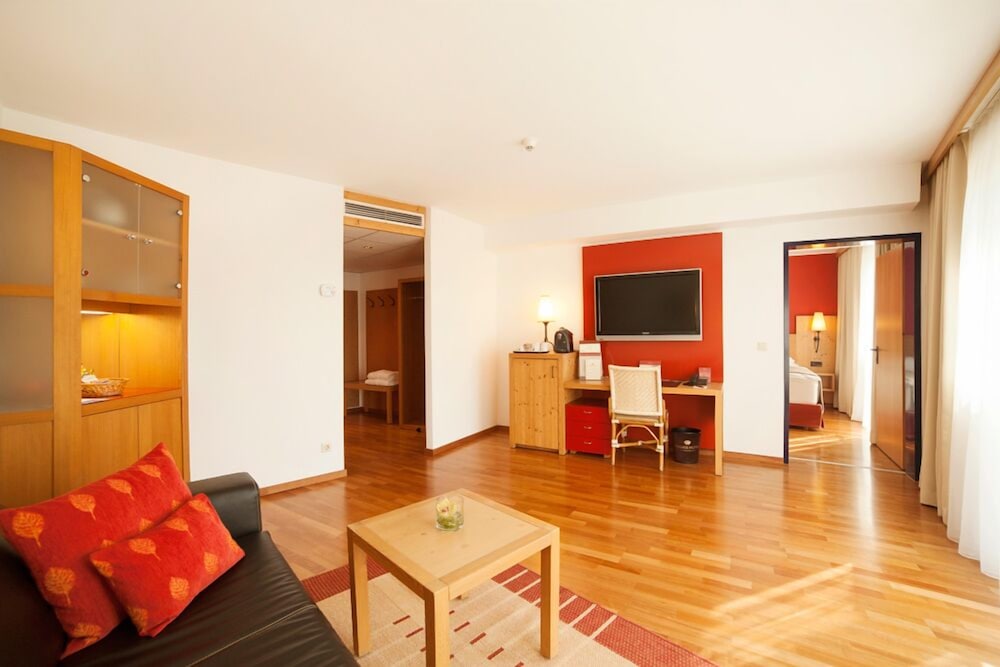 Rogner Hotel 21/27