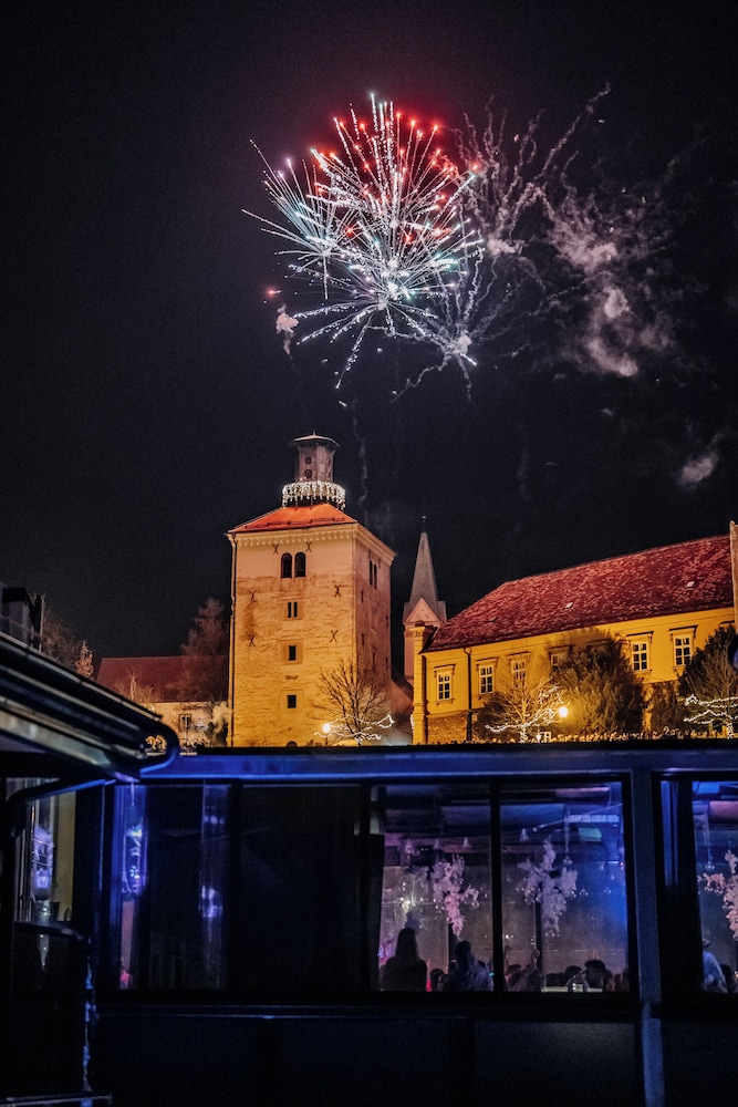 Chillout Hostel Zagreb 3/48