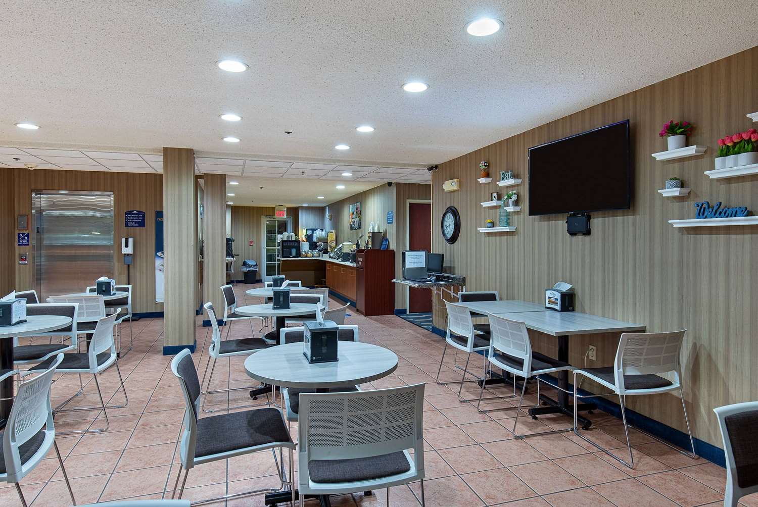 Microtel Inn Suites By Wyndham Dry Ridge 21/30