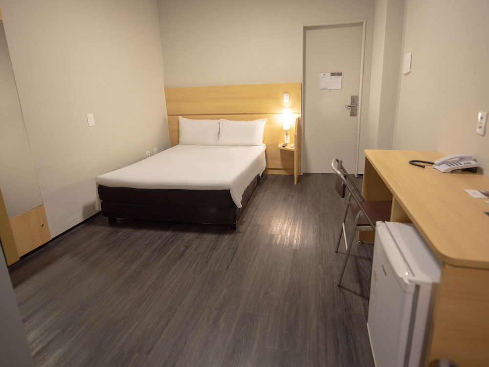 ibis Fortaleza Praia de Iracema 25/67