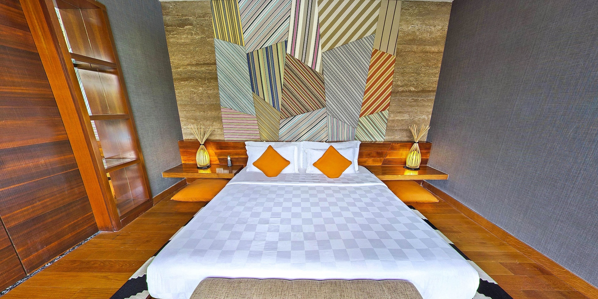 2 BEDROOMS, ROOF TOP, TSKY, VILLA, PRIVATE POOL