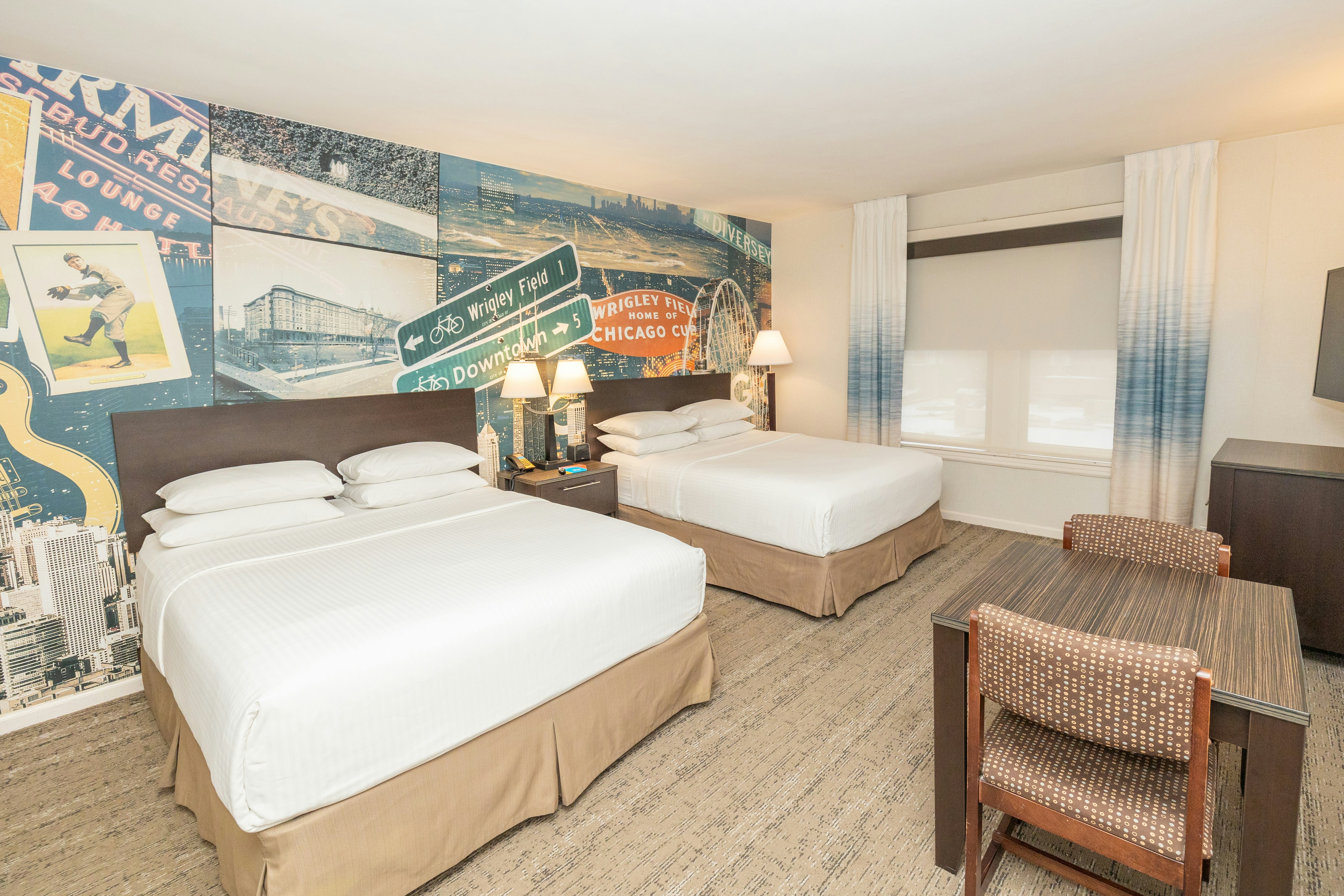 Room, 2 Queen Beds, Corner
