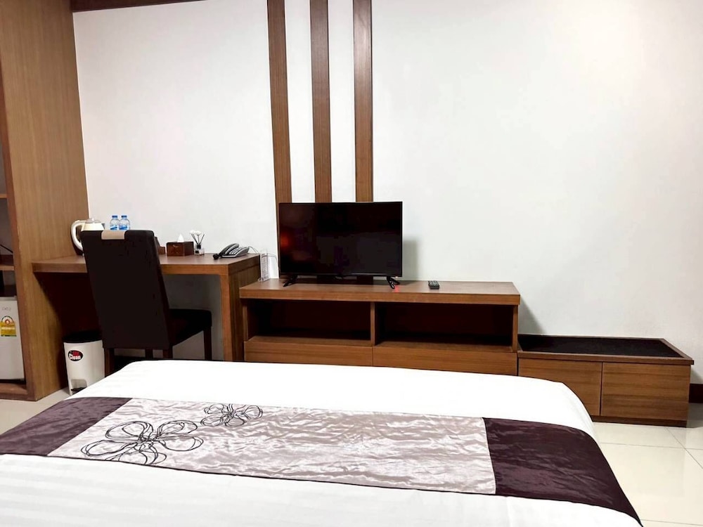 Leelawadee Resotel Raminthra 22 23/84