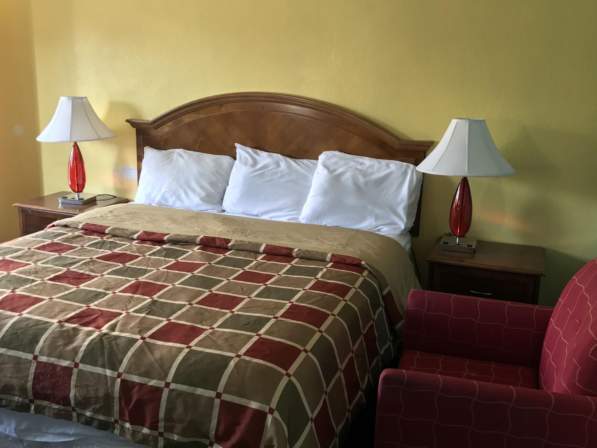 Cornett Motel 13/31