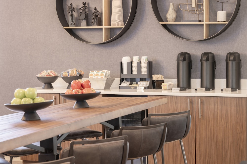 The Midtown Hotel MOD Collection by Sonesta 18/25