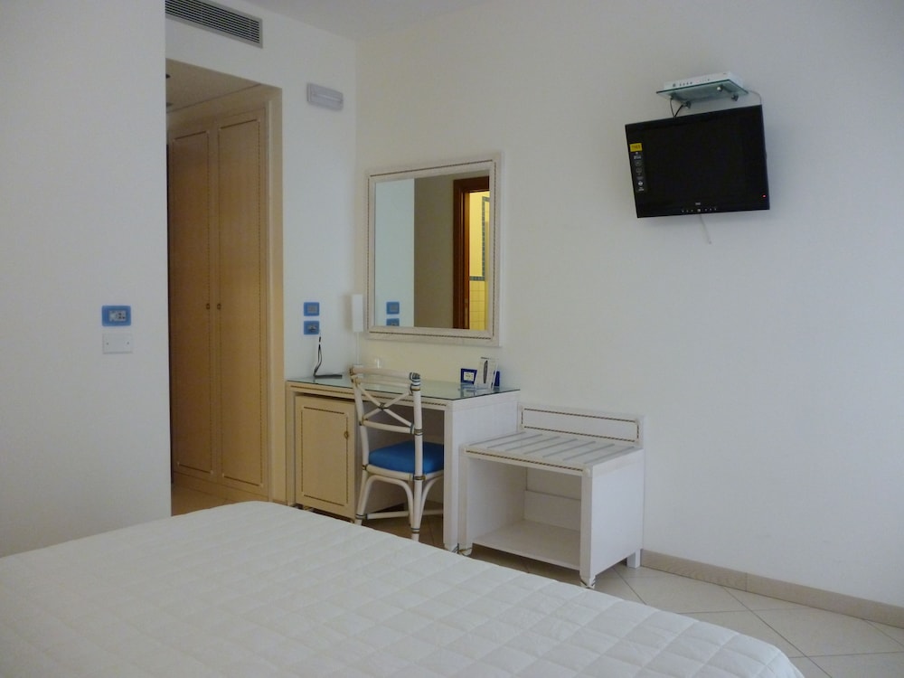 Elaia Garden Hotel 19/48