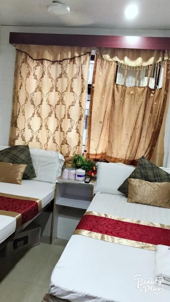 Om Guest House 37/74