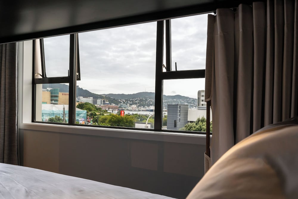 Haka House Wellington 40/50