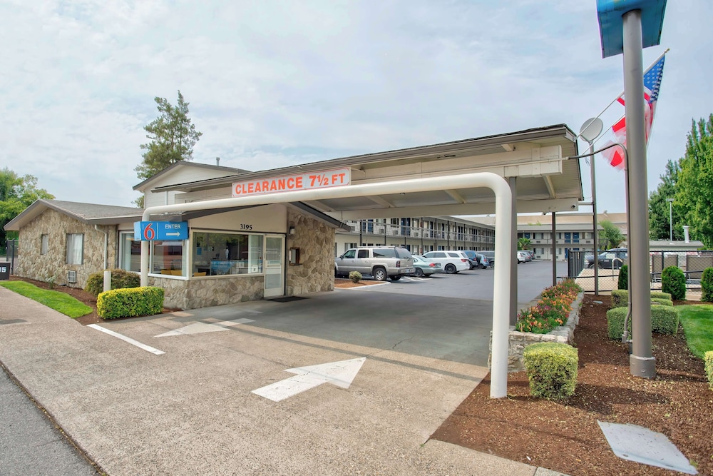Motel6 Salem, OR - Expo Center 47/58