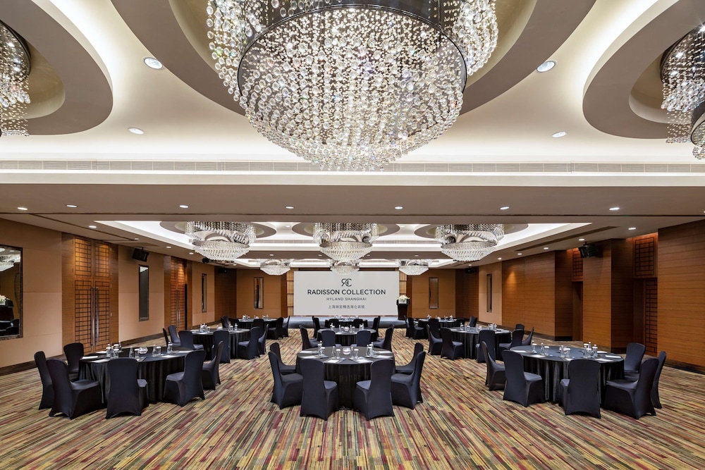 Radisson Collection Hyland Shanghai 65/78