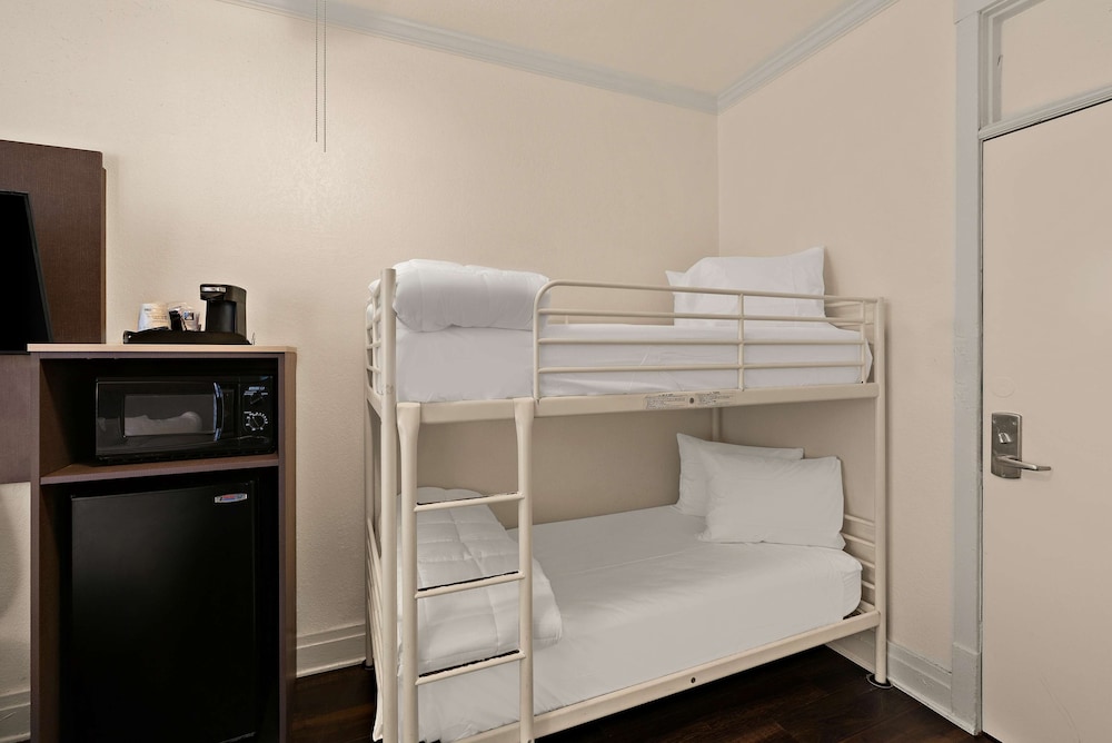 Mithila San Francisco, SureStay Collection by Best Western photo5