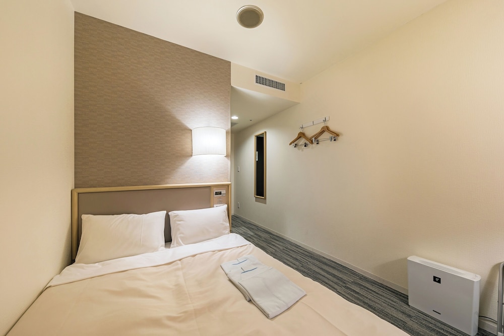 Semi-Double Room