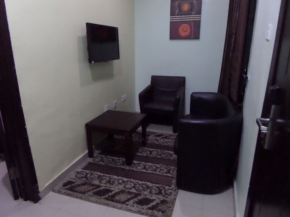 Alheri Suites 13/20