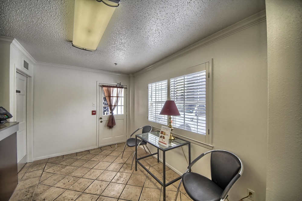 Studio 6 Extended Stay - San Antonio, TX - Medical Center 36/60
