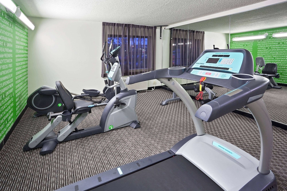 La Quinta Inn & Suites by Wyndham Cleveland Macedonia 29/47