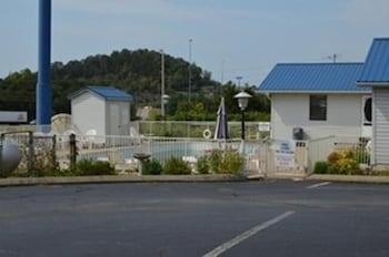 Smokies Motel Sevierville Kodak 18/21
