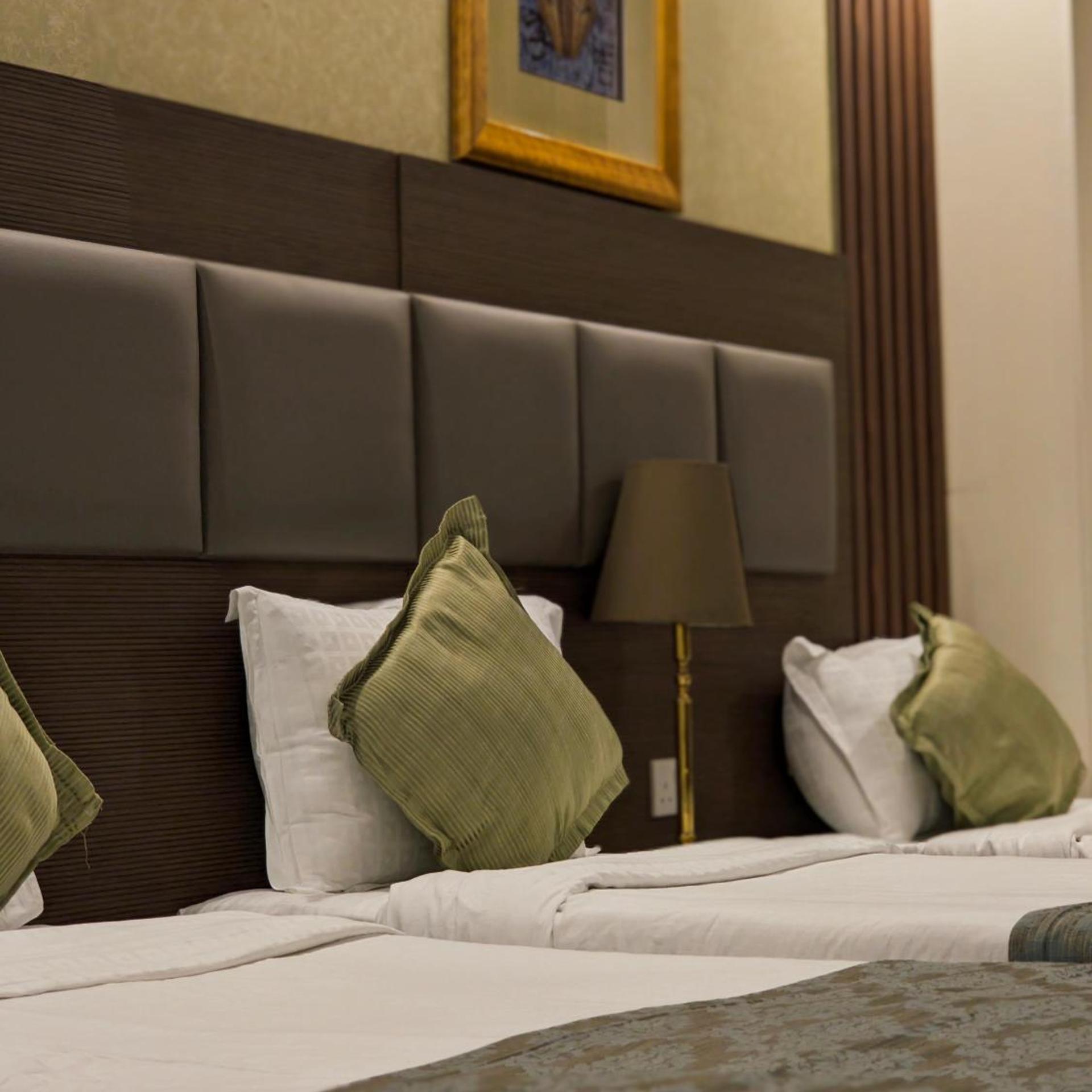 الأنصار الجديد(Al Ansar Palace Golden Tulip Hotel) 39/60