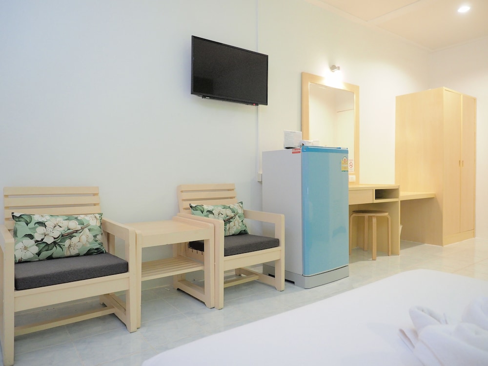 Siri Hotel Phuket 34/45