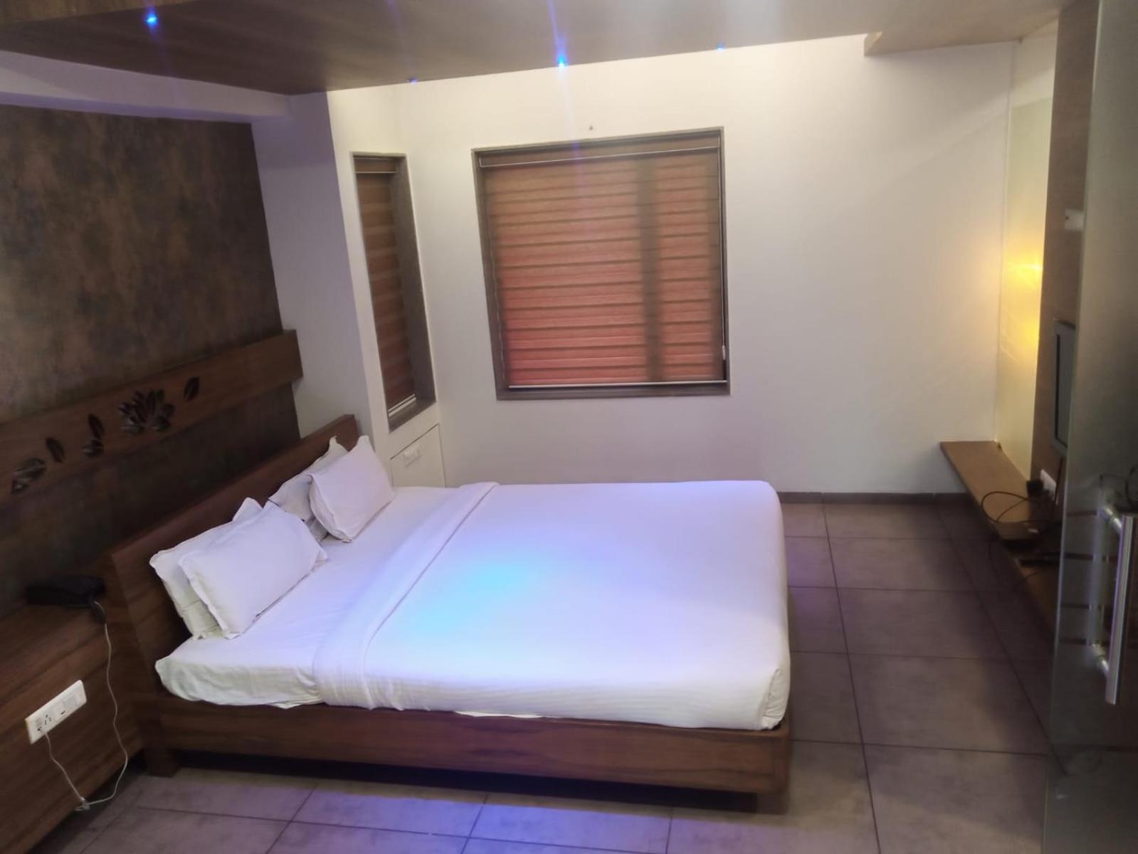 HOTEL KANAN 15/40