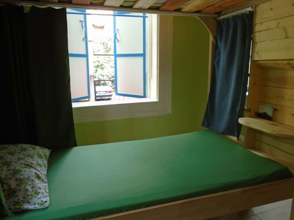 Lotus Garden Hostel 20/35
