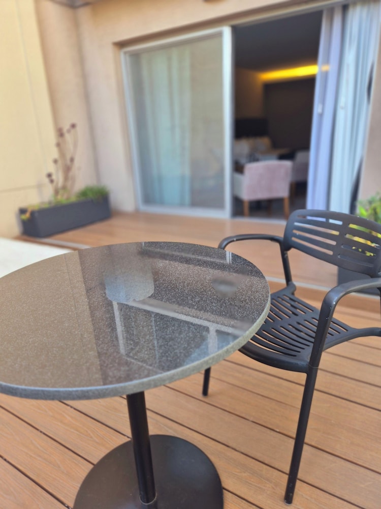 Fierro Boutique Hotel 61/74