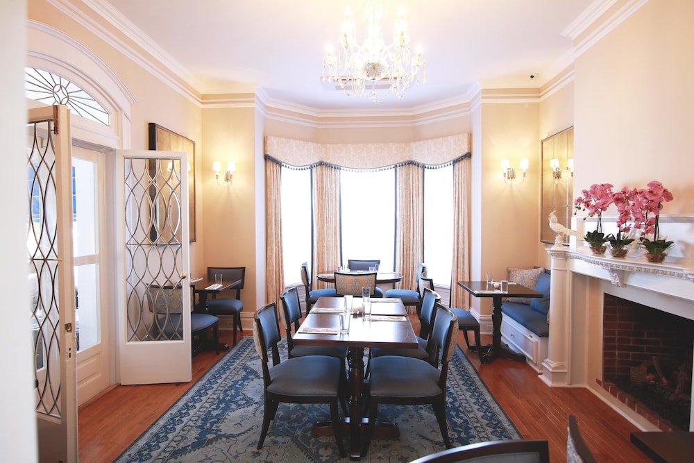 Rosedon Hotel 38/54