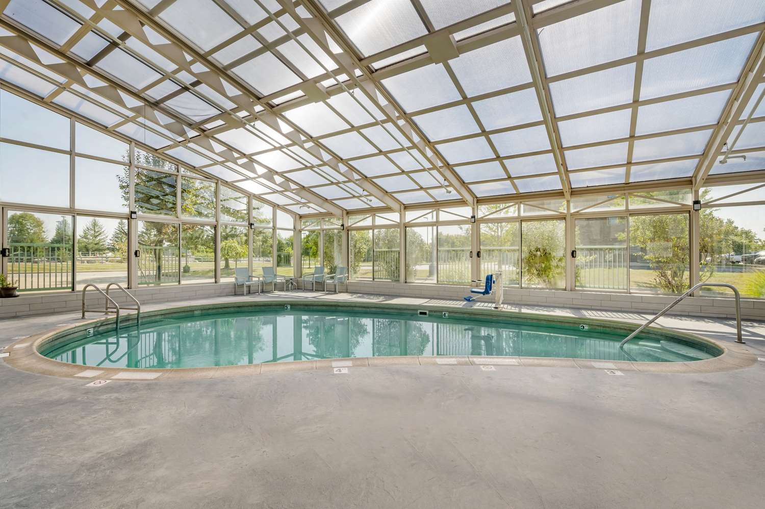 Best Western Plus Lafayette Hotel University Area 23/24