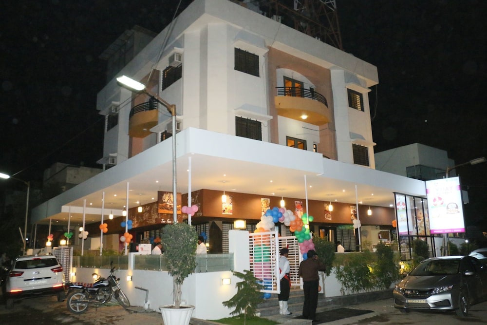 Hotel Vijay Residency 2/33