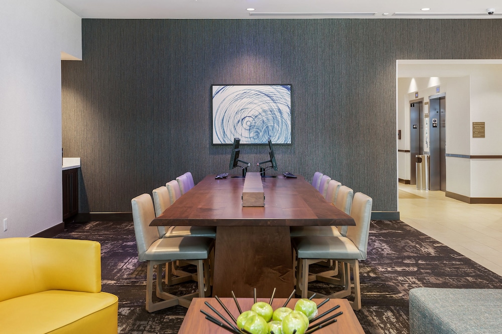 Hyatt Place Tampa/Wesley Chapel 50/61