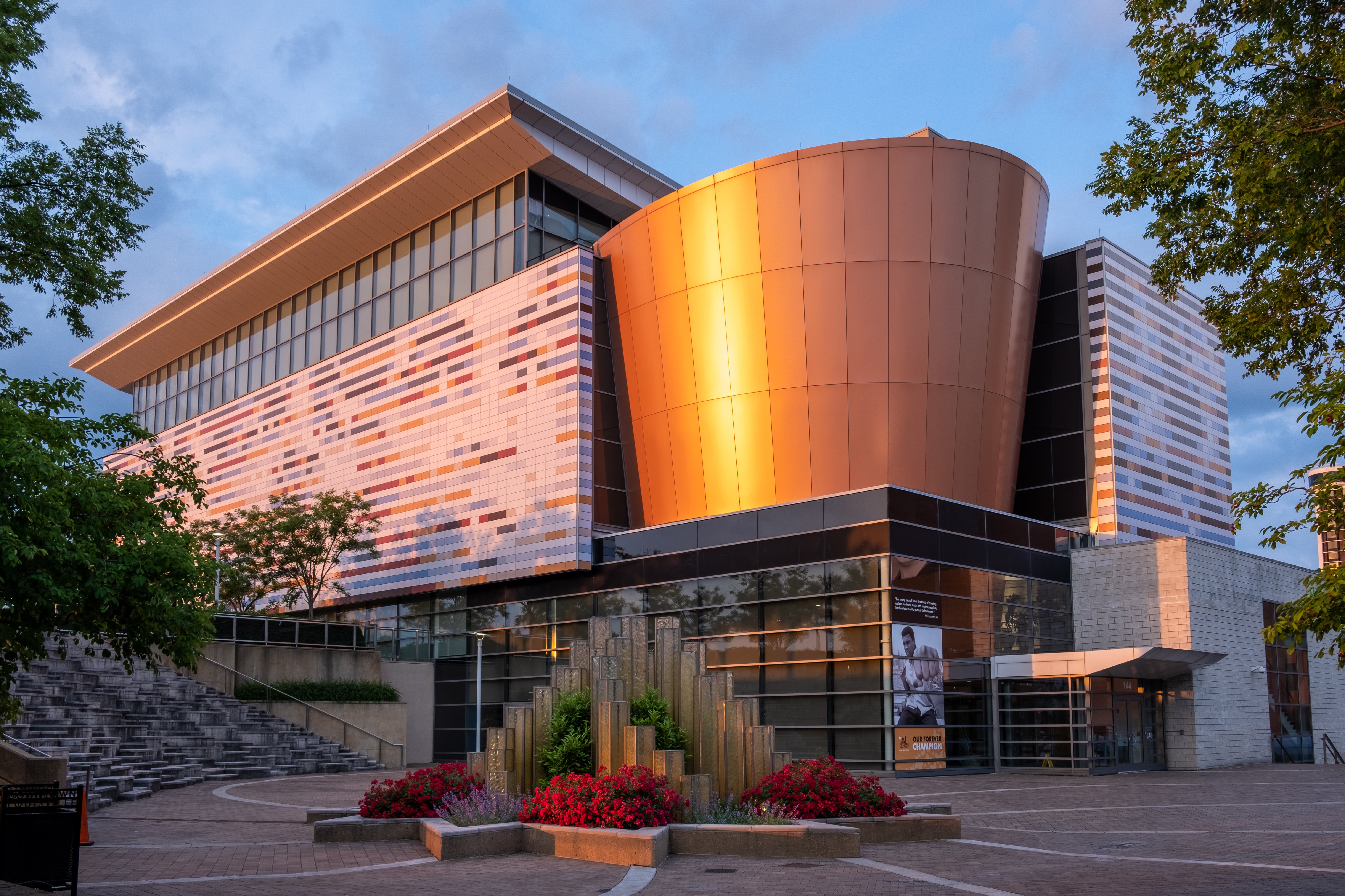 Crowne Plaza Louisville Airport Expo Center 7/79