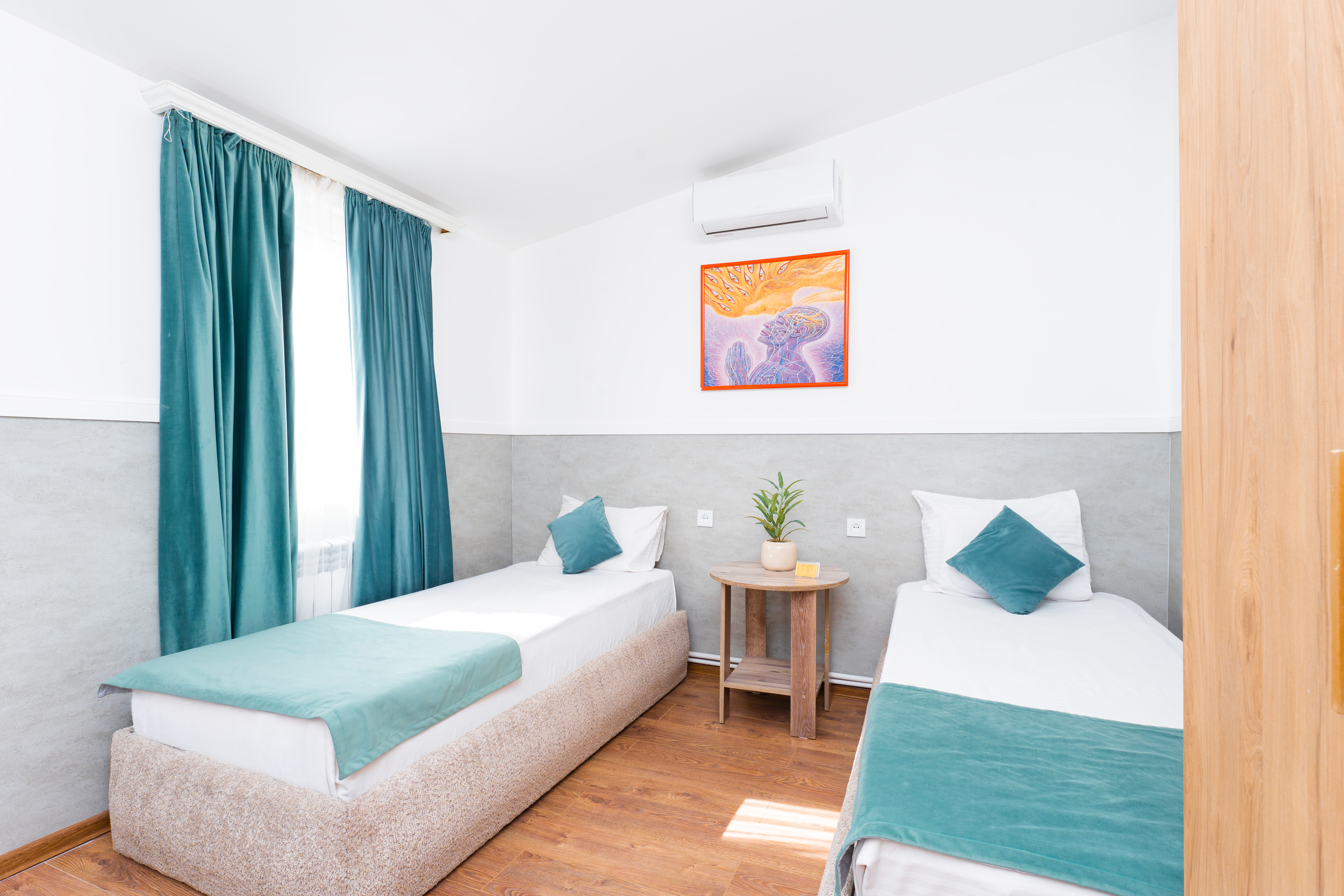 غرفة اقتصادية، Alex Hotel 8/10