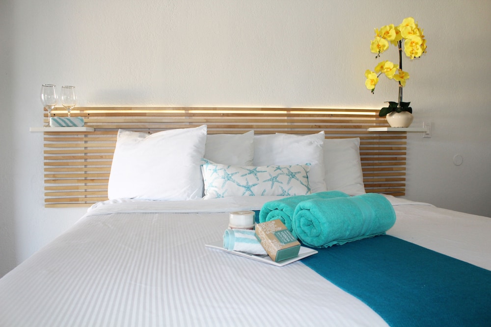 Hotel Point Loma 34/58