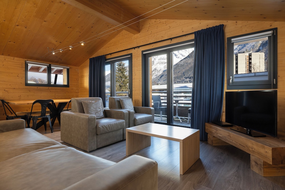 Hotel de L Apos Arve 55/76