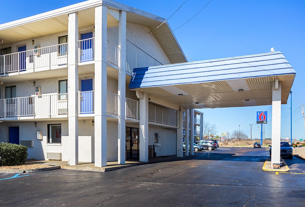 Motel6 Jackson, MS 45/61