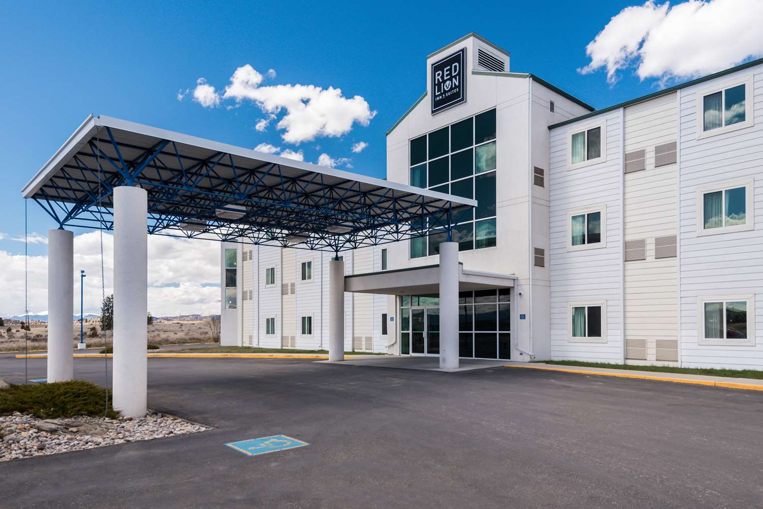 Red Lion Inn Suites Butte 10/10