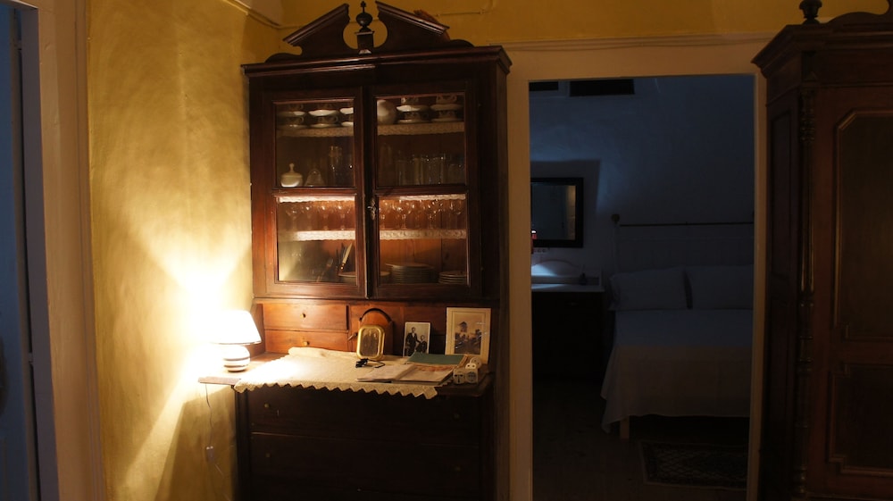 Marcos Rooms 16/44