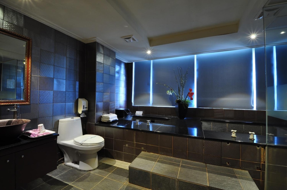 Jinspa Resort Hotel 35/36