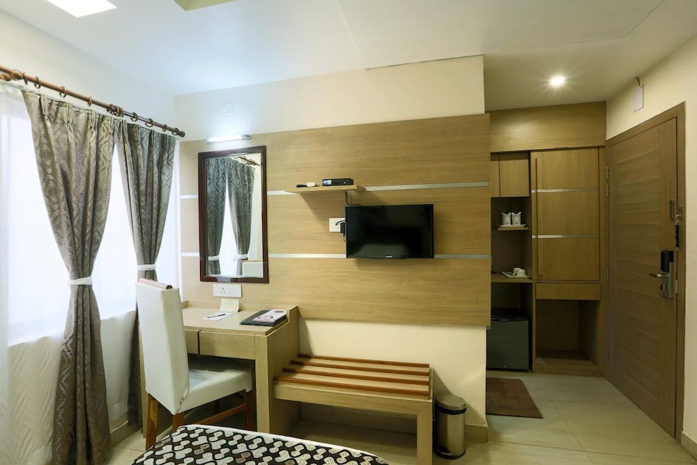 Hotel Sj International 27/40