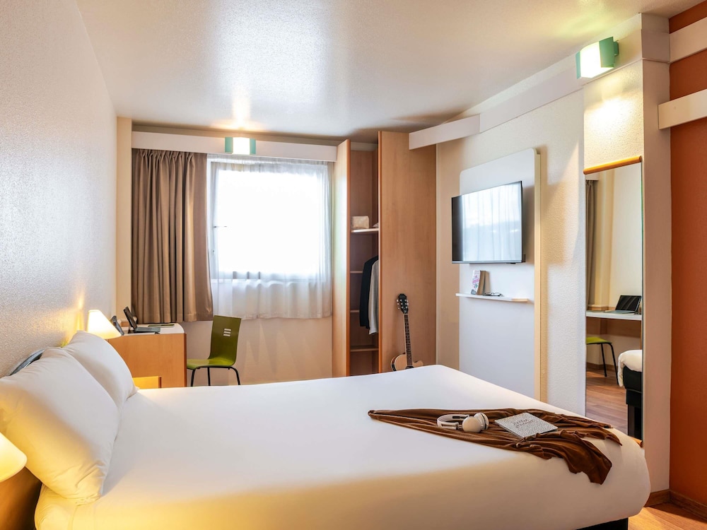 Ibis Bilbao Barakaldo 18/43