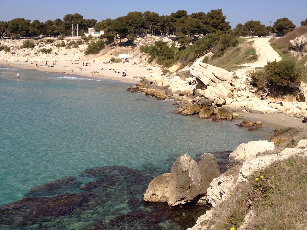 Kyriad Martigues Sud 52/58