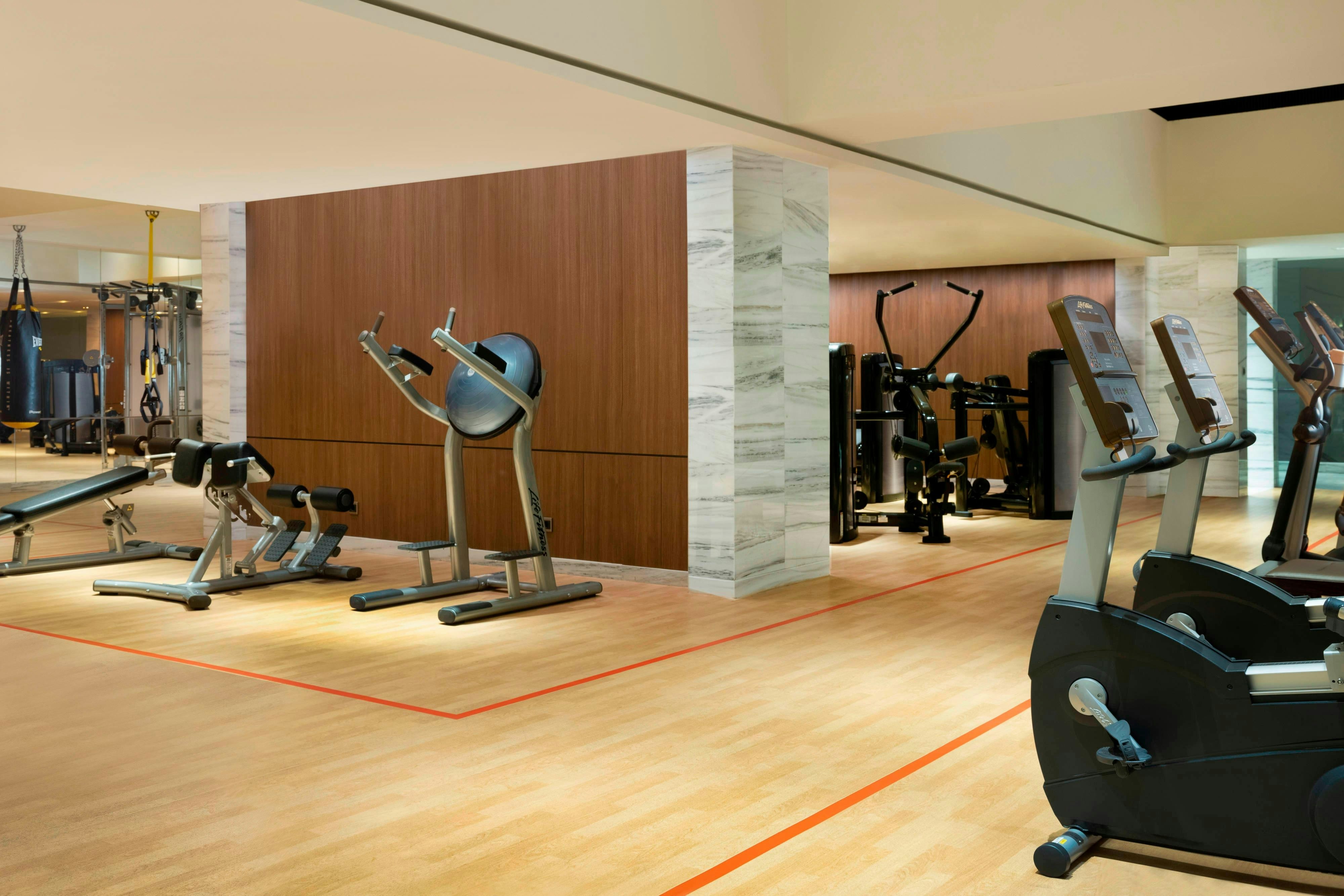 Sheraton Grand Jakarta Gandaria City Hotel 36/52