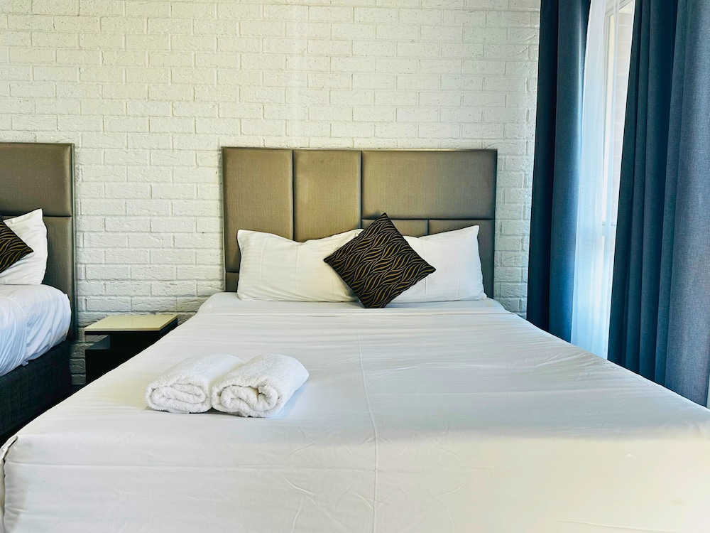 Aussie Rest Motel 14/72