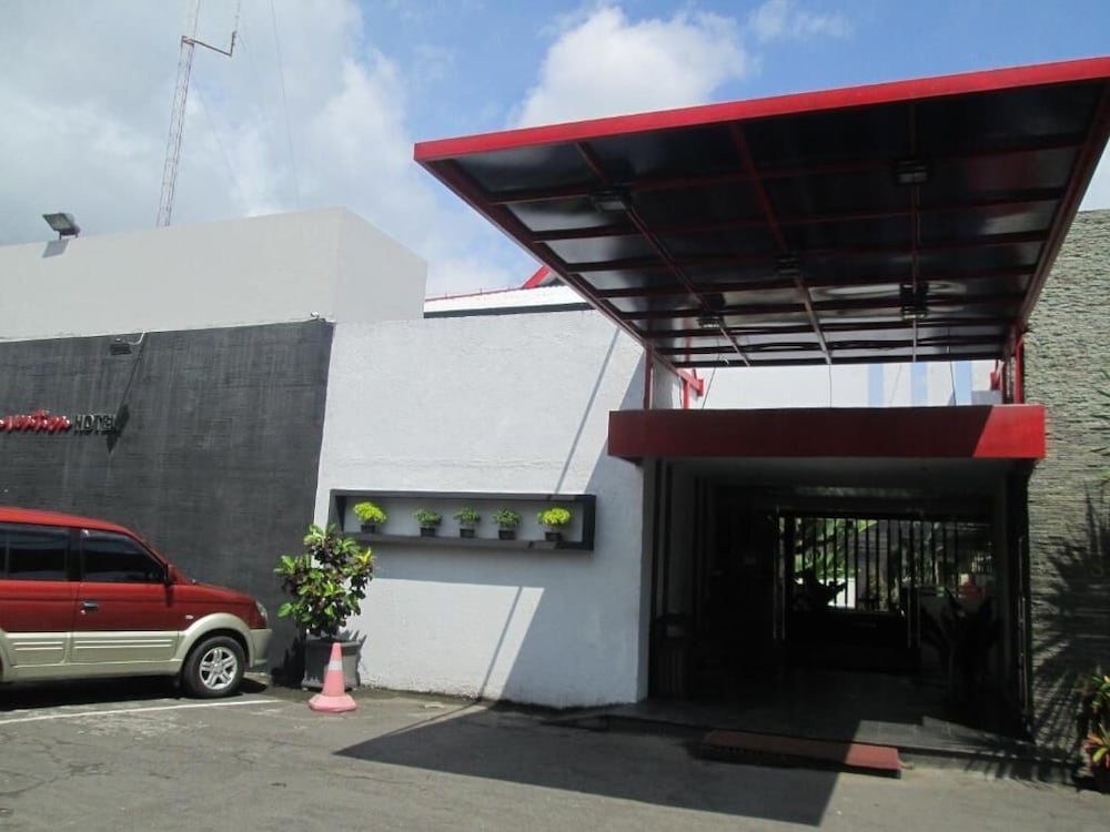 Lpp Convention Hotel Yogyakarta 6/37