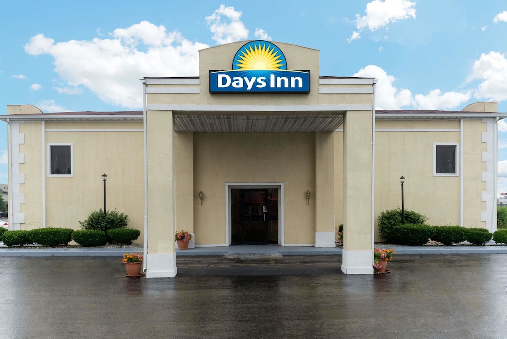 Days Inn By Wyndham Indianapolis East Post Road 8/54