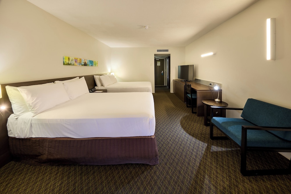 Premium, 2 Double Beds, Sea Front