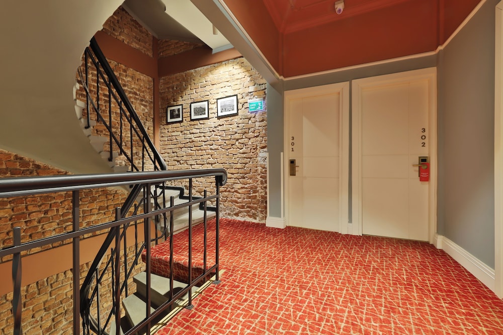 EA Exclusive Hotel & Kocatepe 39/57