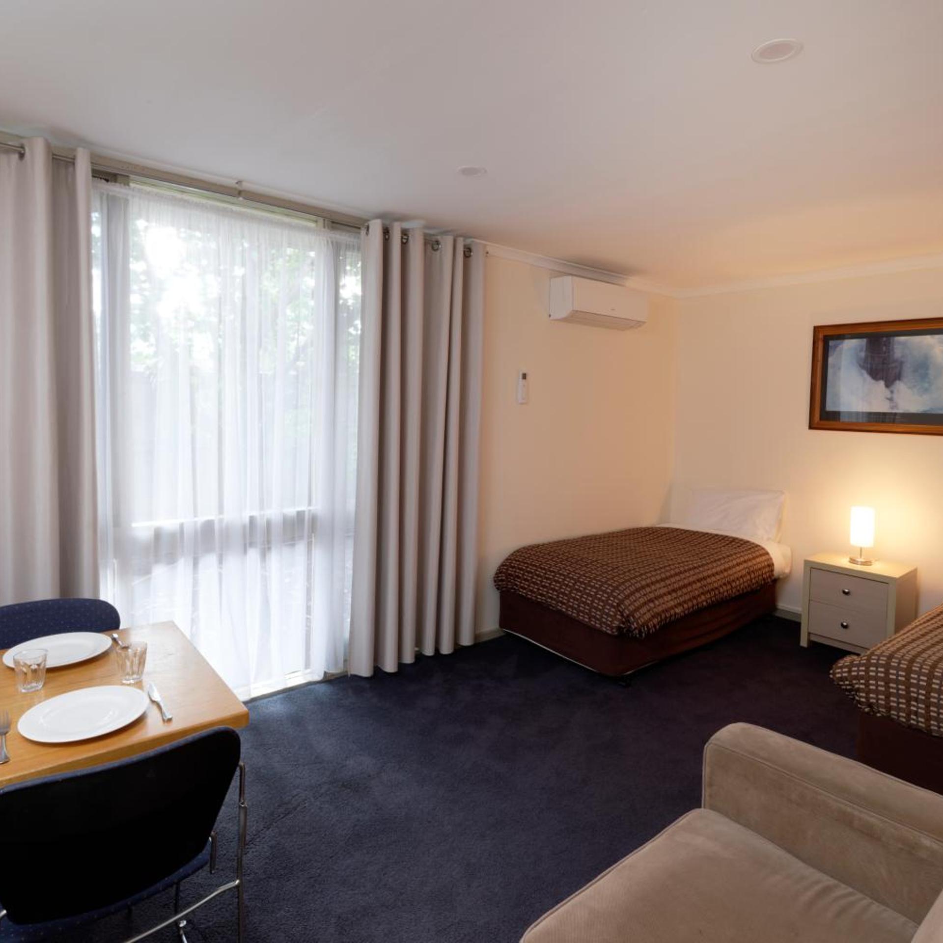 Keilor Motor Inn 13/26