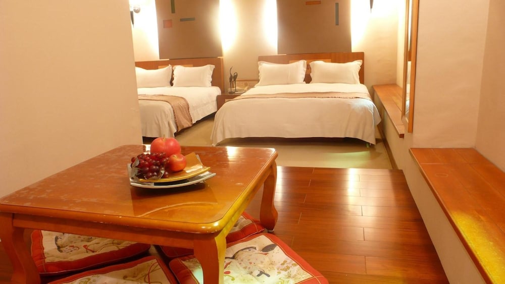 TIAN LONG HOTEL 27/69