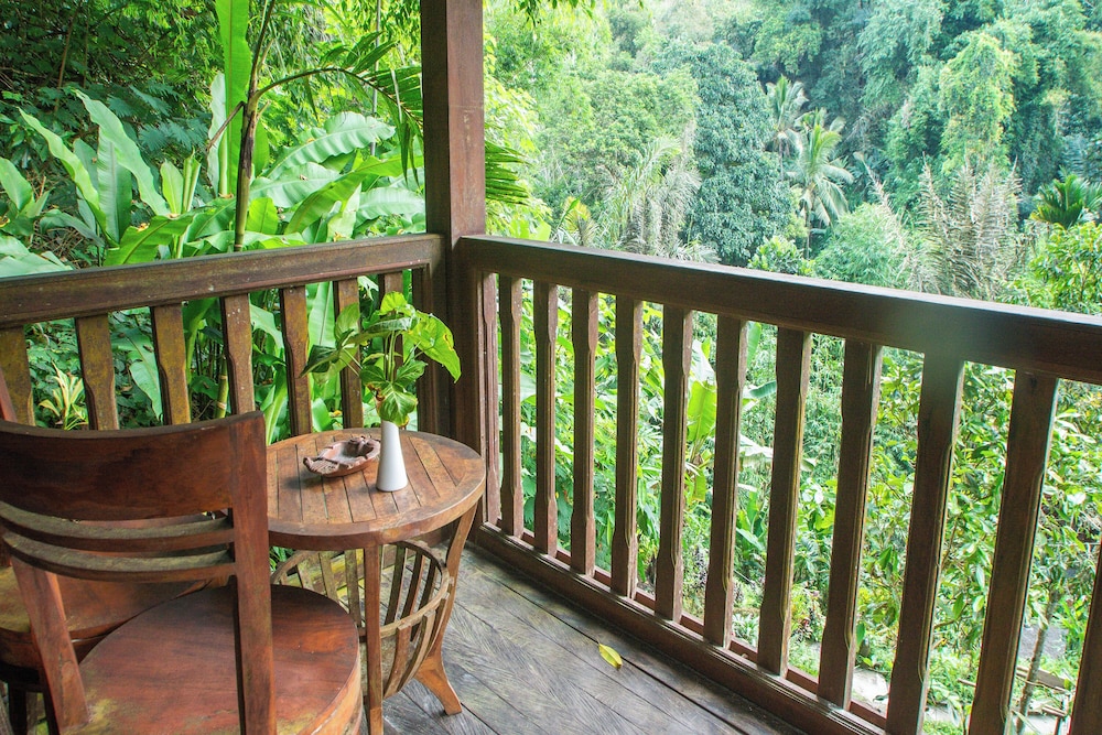 Bali Jungle Huts 40/50