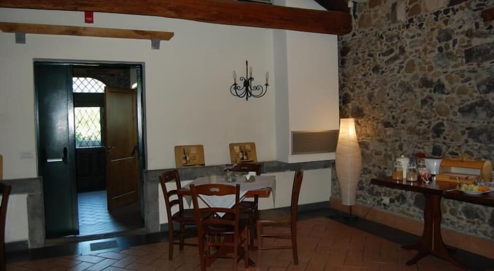 Antico Borgo 19/50
